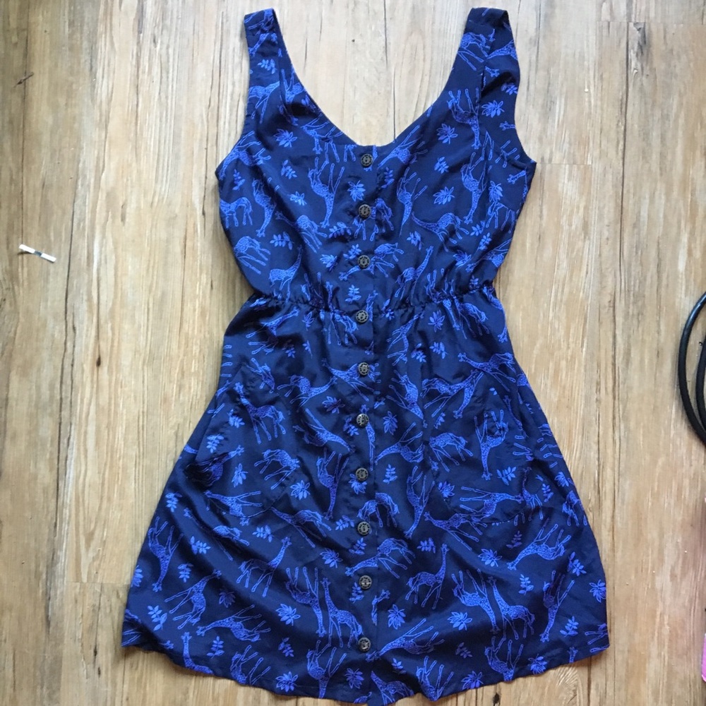 *SOLD* Hot Topic Floral Giraffe Button Up Dress